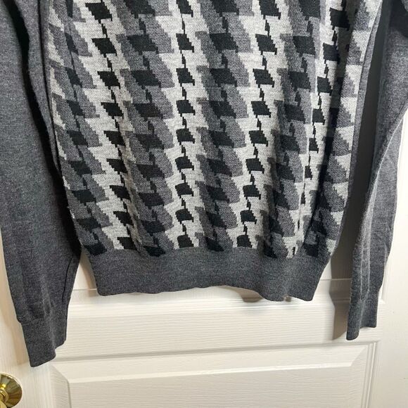 H&M Merino Wool Knit Blend Houndstooth Lightweight Long Sleeve Crew Neck Sweater - Picture 6 of 9